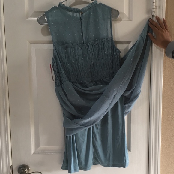 Pretty Ruffle Dress NEW - Picture 4 of 5